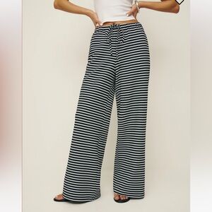Black and white striped pant